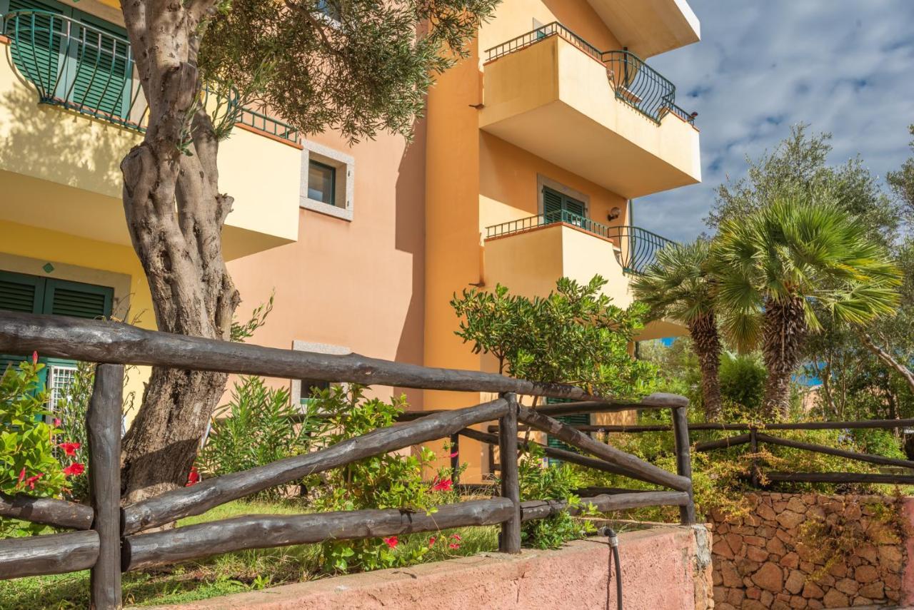 Apartment I Mirti Bianchi - Bilo 4 By Interhome Santa Teresa Gallura Exterior photo