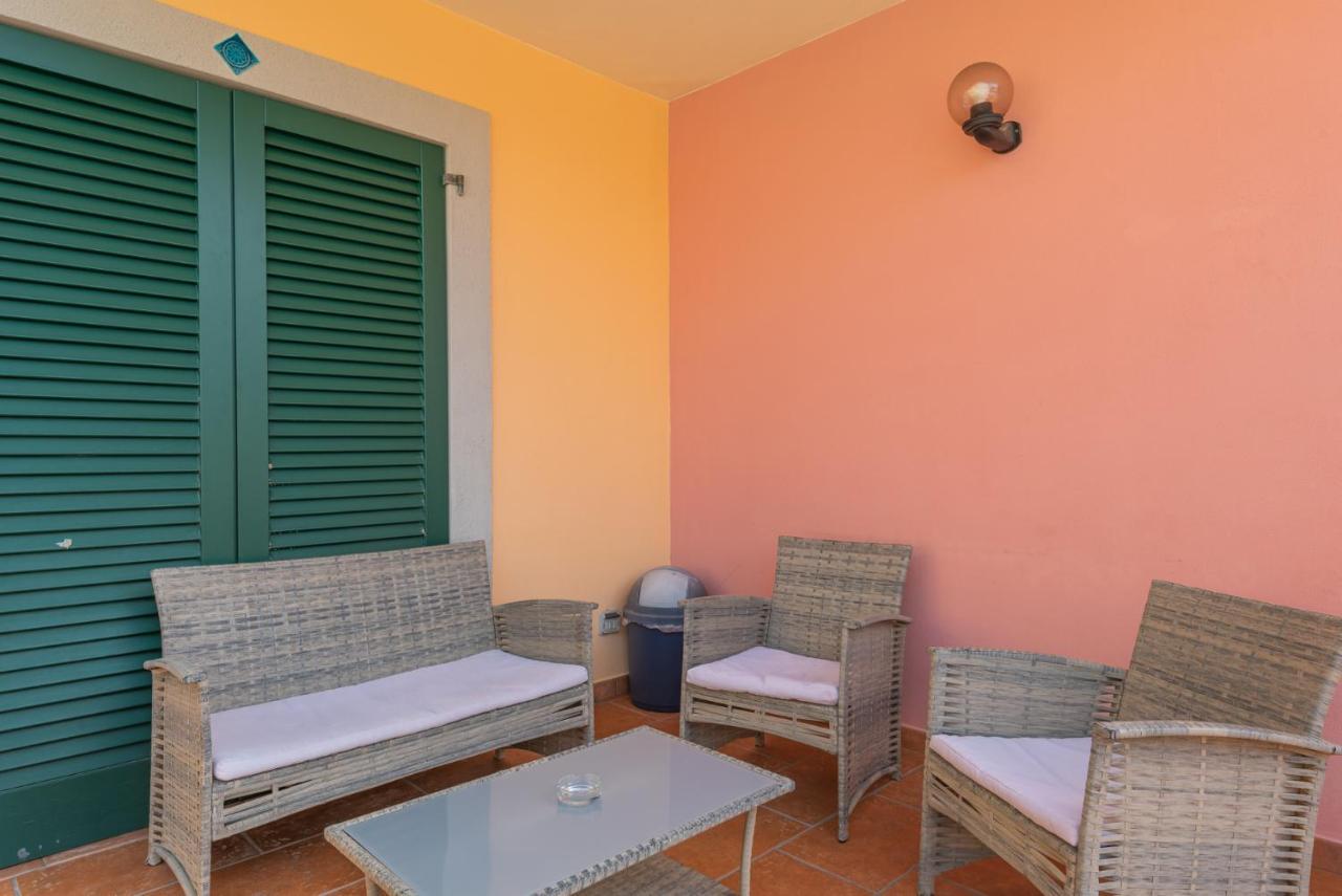 Apartment I Mirti Bianchi - Bilo 4 By Interhome Santa Teresa Gallura Exterior photo